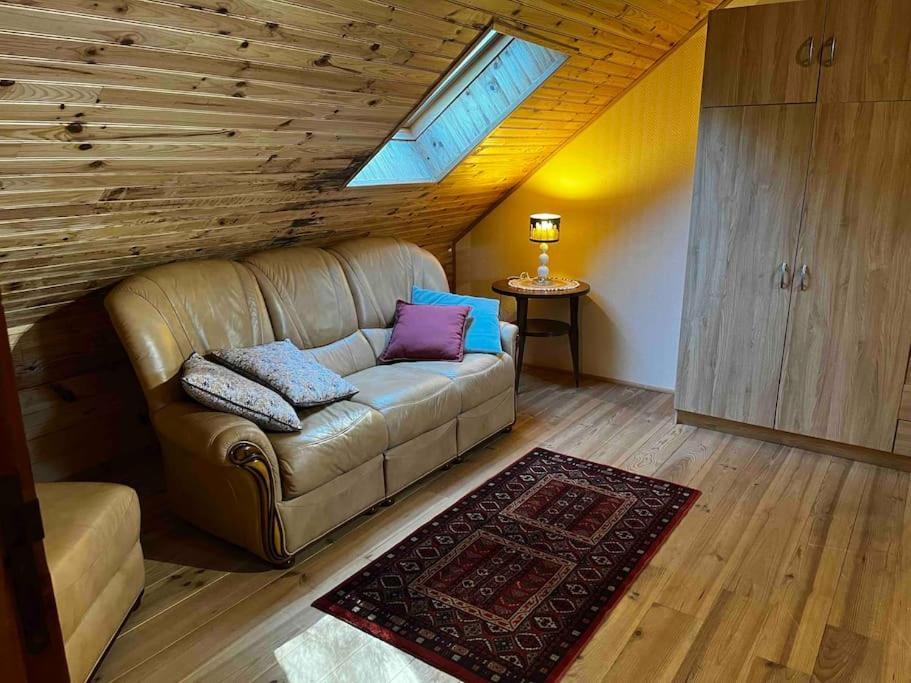 Gite A La Ferme Au Coeur De L'Auvergne Saint-Hippolyte  Buitenkant foto