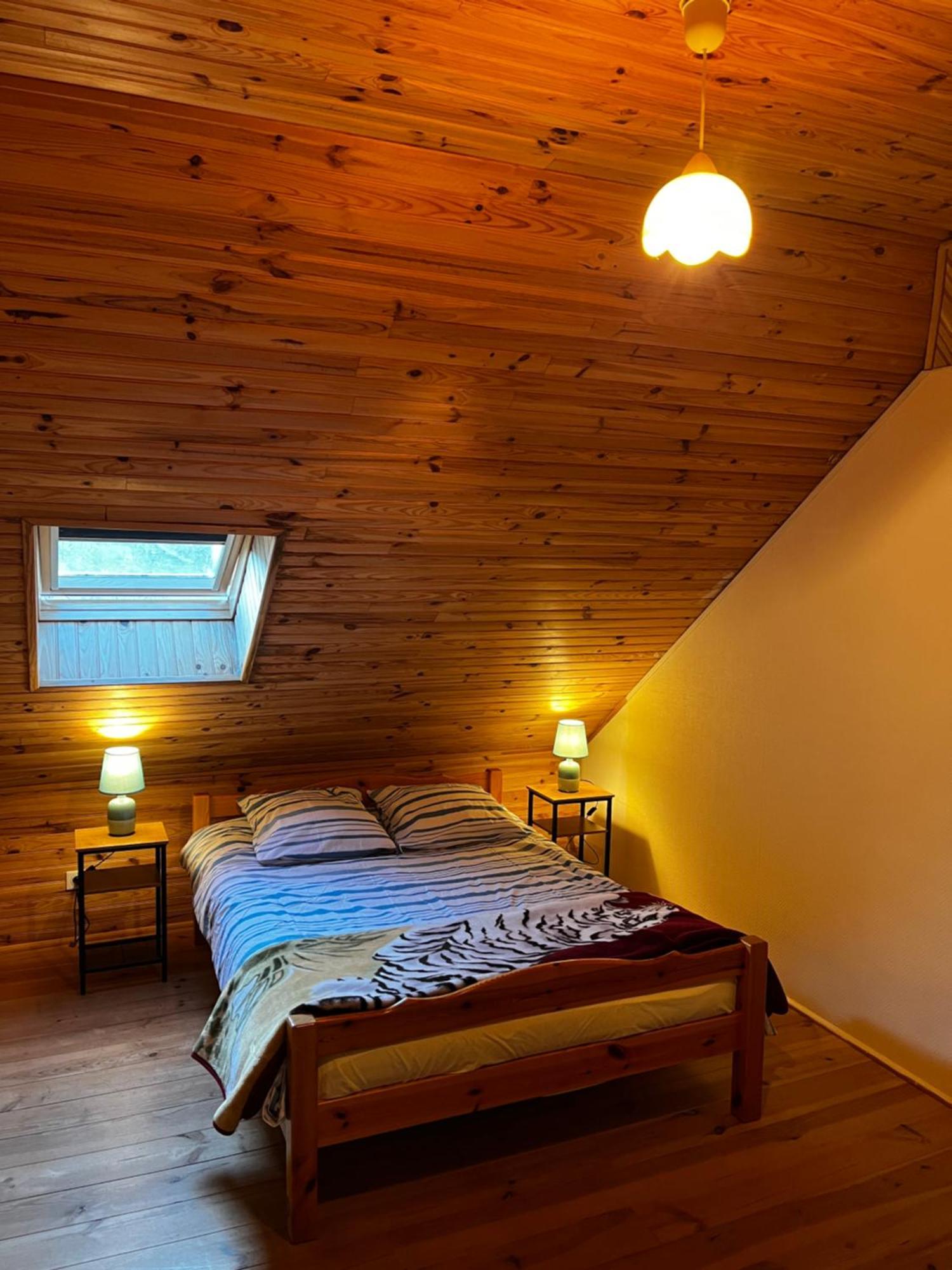 Gite A La Ferme Au Coeur De L'Auvergne Saint-Hippolyte  Buitenkant foto